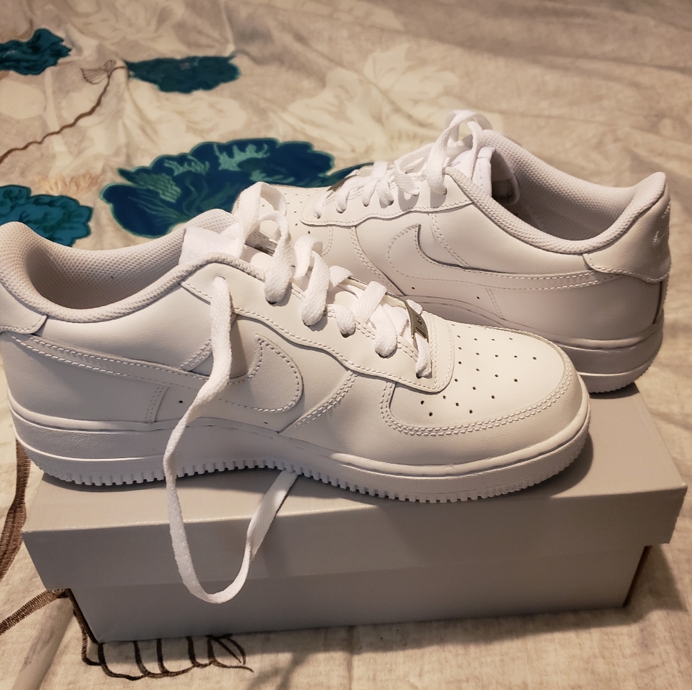 BRAND NEW Nike air force 1